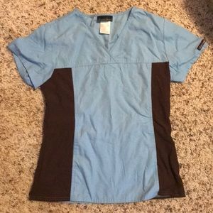 xs scrub top and pants. Great condition.